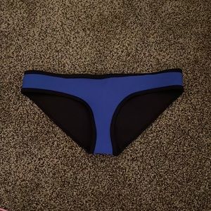 Triangl Chloe bikini bottoms in Malibu blue